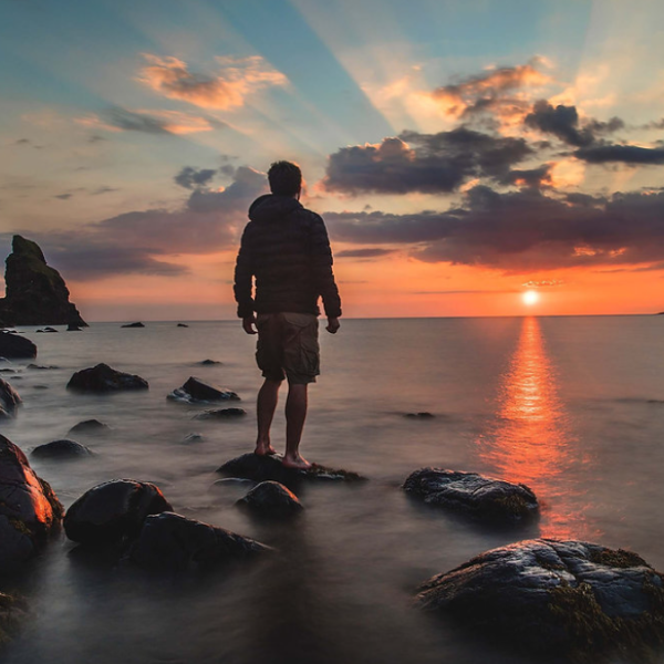 How Being Alone Can Help You Think Better